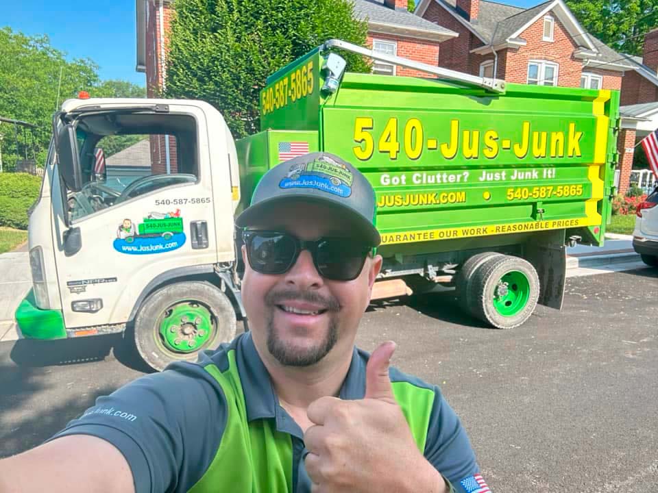 About Us Professional-junk-removal-team-photos