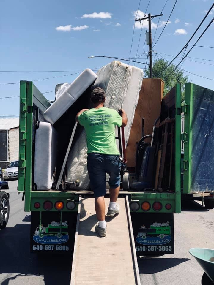 FAQs - Professional junk removal team photos in Winchester